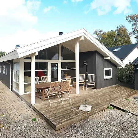 8 Person In Fr Rup By Traum Frorup