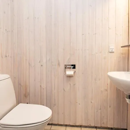 8 Person In Fr Rup By Traum